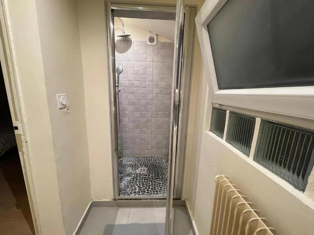 Chambre Dans Une Maison Partagee Neuilly-sur-Marne Exterior foto